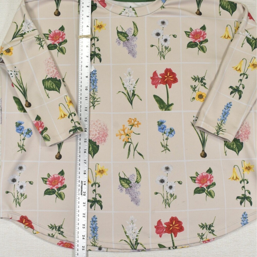 Tuckernuck Fresh Buds Floral 3/4 Sleeve Boxy Pullover Luxe Top Multi XS/S - Picture 7 of 8
